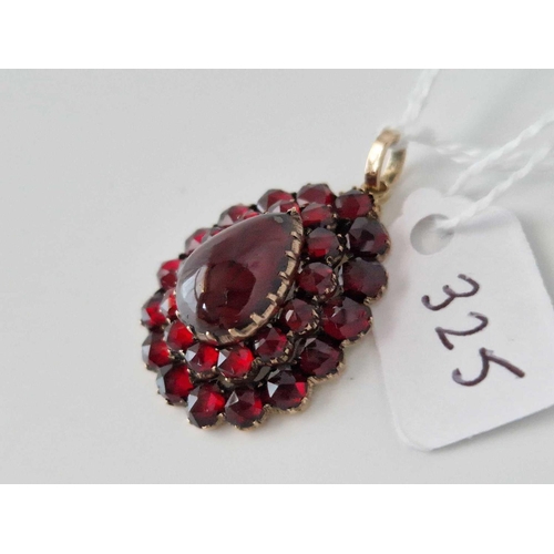 325 - A Antique Victorian Gold Bohemian Garnet Pear Shaped Pendant