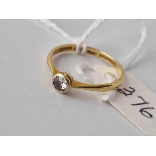 376 - A Solitaire Diamond Ring 18Ct Gold Size N 1.9 Gms