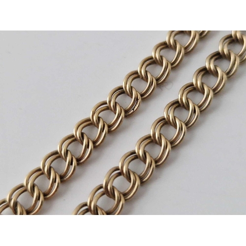 400 - A Curb Link Bracelet 9Ct 7 Inch 8.7 Gms