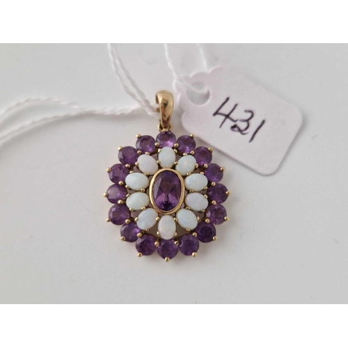 431 - A Pretty Opal Amethyst Pendant 9Ct 3.3 Gms