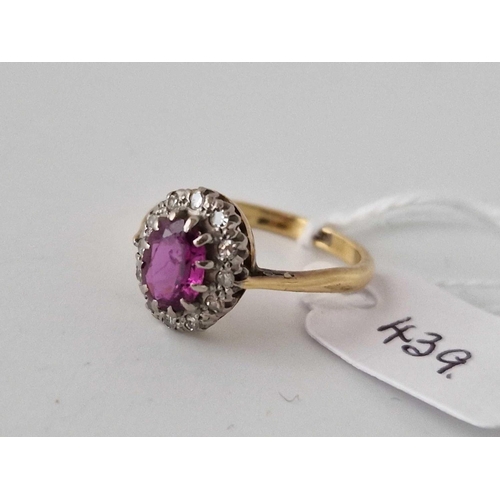 439 - A Antique Pink Sapphire And Diamond Cluster Ring 18Ct Gold Size N 3.4 Gms