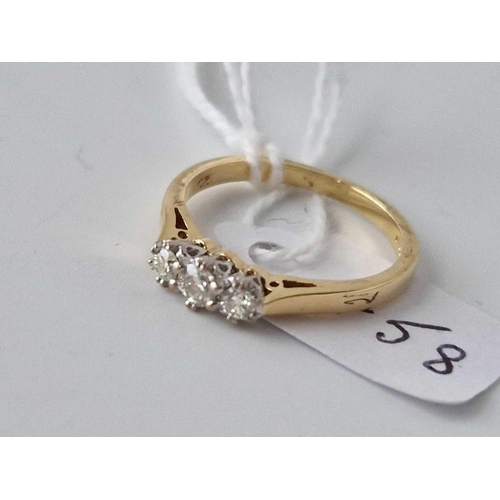 458 - A Diamond Three Stone Ring 0.25 Carat 18Ct Gold Size N