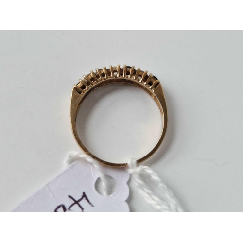 482 - A Seven Stone Dress Ring 9Ct Size M 1.7 Gms