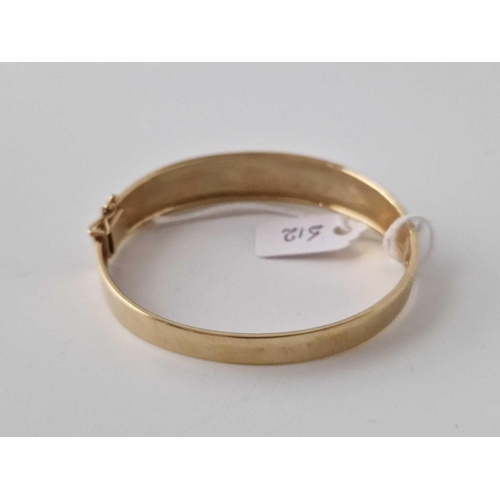 512 - A Engraved Bangle 9Ct 9.6 Gms