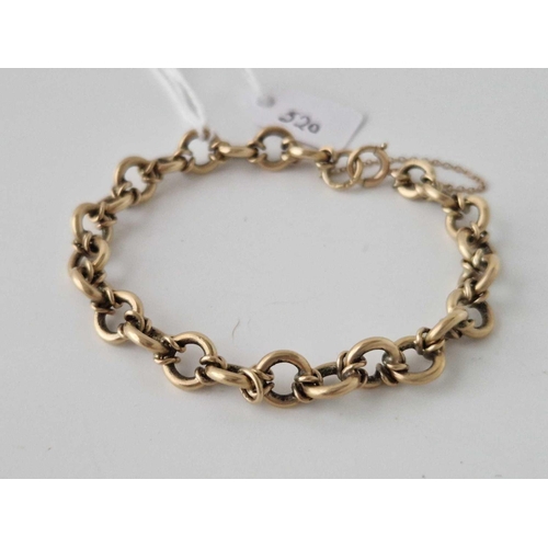 520 - A Circular Link Bracelet 9Ct 7 Inch 20 Gms