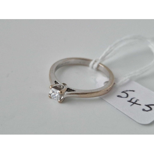 545 - A Single Stone Diamond Ring With A Princess Cut Diamond 0.24 Carat 18Ct Gold Size O