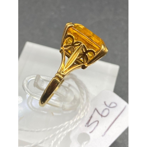 566 - A Large Orange Citrine Dress Ring Size M 6.2 Gms