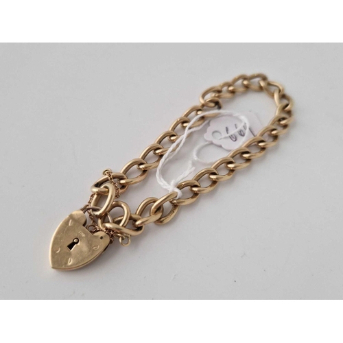 669 - A Good Bracelet With Padlock 9Ct 7 Inch 22.5 Gms