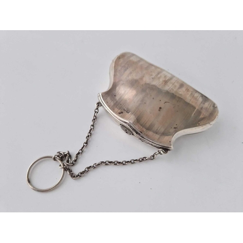 828 - A Purse With Fitted Interior And Chain, Birmingham 1912