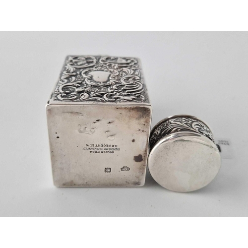 839 - A Square Late Victorian Embossed Tea Caddy And Cover, 4 Inches High, London 1900 From Goldsmith Co