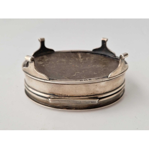 854 - An Oval Jewellery Box Standing On Four Scroll Feet, 4.5 Inches Wide, Birmingham 1921