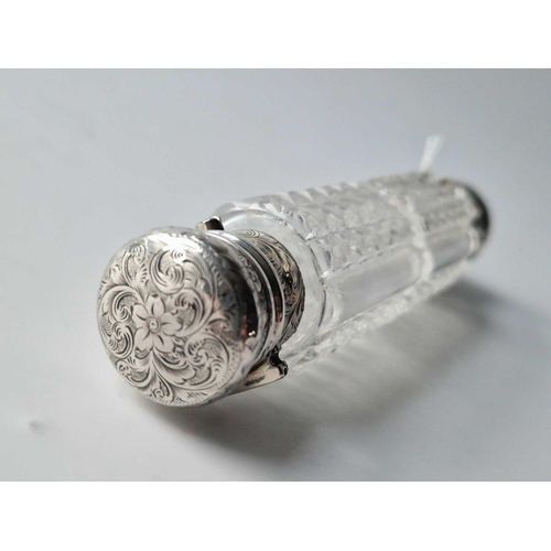 982 - Double Ended Scent Bottle With Cut Glass Body .