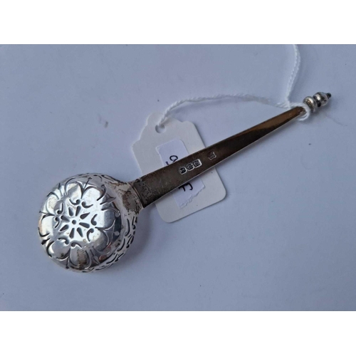 997f - An Art Deco Style Sifter Spoon With Tapering Handle, London 1910 By Gj Df