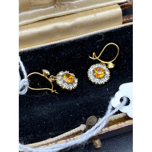 605 - A Pair Of Vintage Orange Stone Earrings 9Ct In Vintage Box