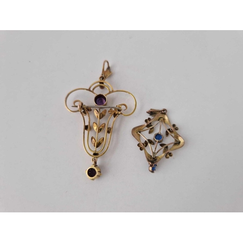 120 - Two attractive 9ct pendants