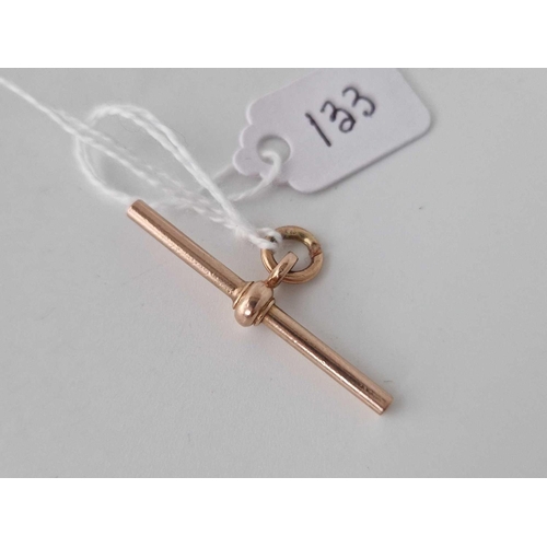 133 - A rose gold T bar 9ct 2.7 gms