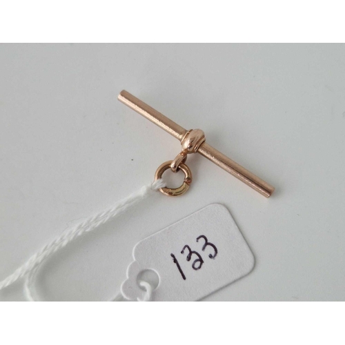 133 - A rose gold T bar 9ct 2.7 gms