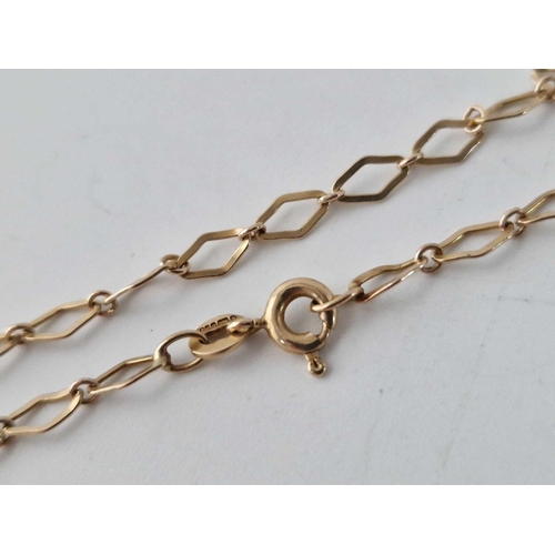 237 - A 9ct bracelet, 7 inch, 1.4 g