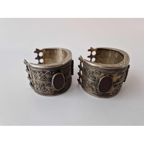 281 - A heavy pair of middle eastern silver Bangles 282 gms