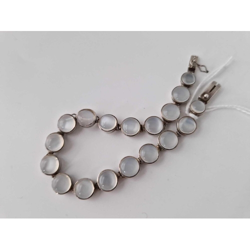 341 - A silver moonstone bracelet 7.5 inches