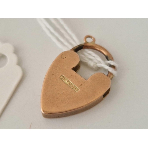 43 - A heart padlock clasp (damaged) 2.8 g