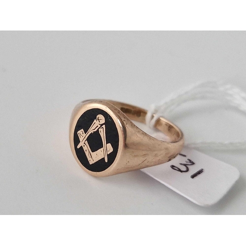 531 - A gents masonic signet ring 9ct size S 6.6 gms