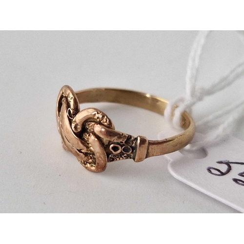 551 - A knot ring 9ct size K 2 gms