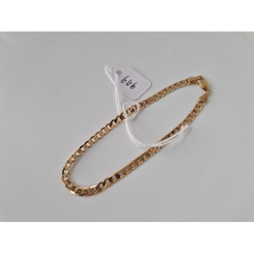 666 - A gold bracelet 9ct 7 inch 3.9 gms