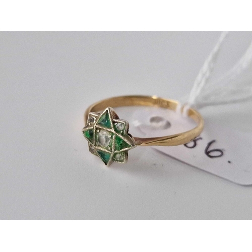 86 - A diamond and emerald ring 18ct gold AF size Q 1.8 gms