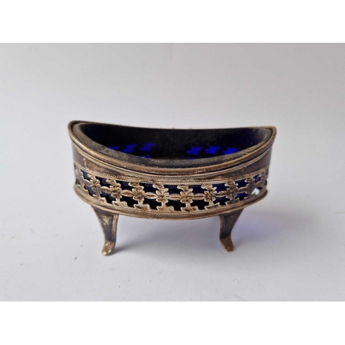 874 - Oval George III salt with pierced sides BGL plus spoon