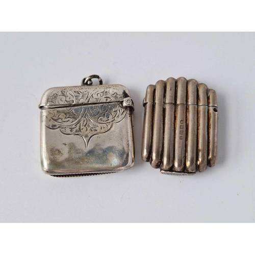 877 - Victorian vesta case with fluted decoration. Birminham 1885 and another Birmingham 1901