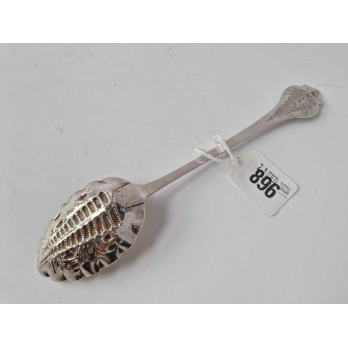 896 - Victorian berry spoon attractively decorated with fern motives. Exeter 1876 By J W & Co