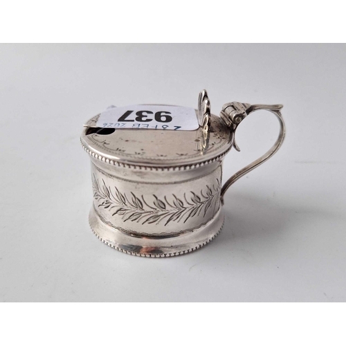 937 - A circular mustard pot with beaded rim marked on base and cover, Birmingham 1912