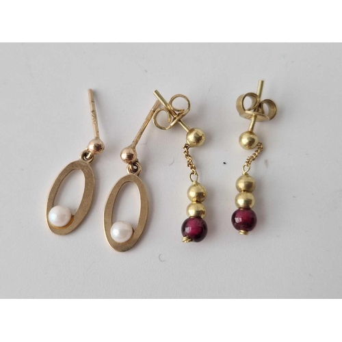 40 - Three pairs of gold earrings sapphire pearl and garnet