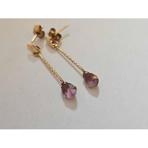 50 - Pair of drop earrings with amethysts, 9ct