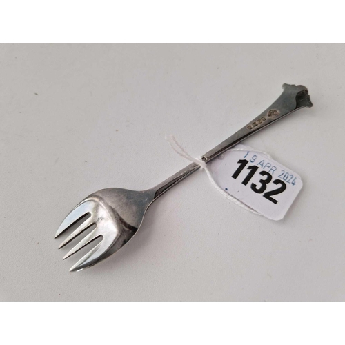 1132 - Victorian sardine fork. Onslo pattern.. Sheffield 1887. 24 gm