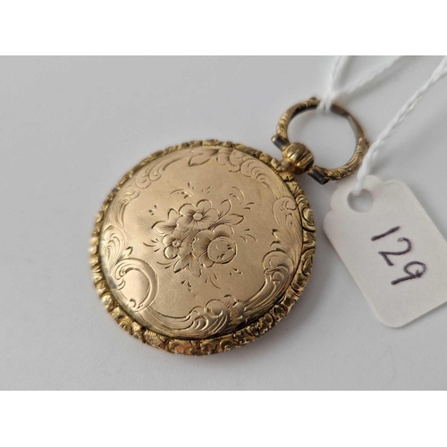 129 - An antique yellow metal photo locket