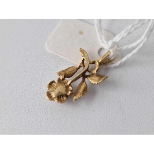 139 - A floral pendant in 9ct gold 1.6g