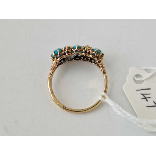 147 - Fabulous, antique turquoise and diamond ring 18ct gold Size S 3.2g