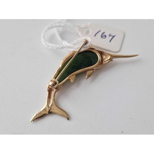 167 - A gold and jade Marlin brooch 9ct