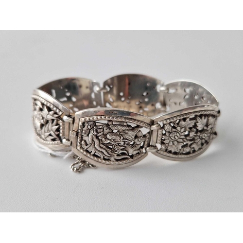 168 - A silver Chinese panel bracelet 35g