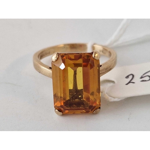 250 - Fine Emerald cut citrine dress ring 9ct Size O 4.7g