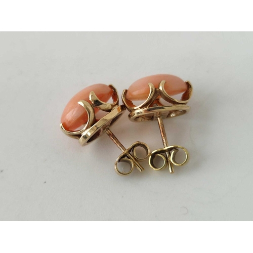 292 - A pair of coral set earrings, 9ct, 2.6 g