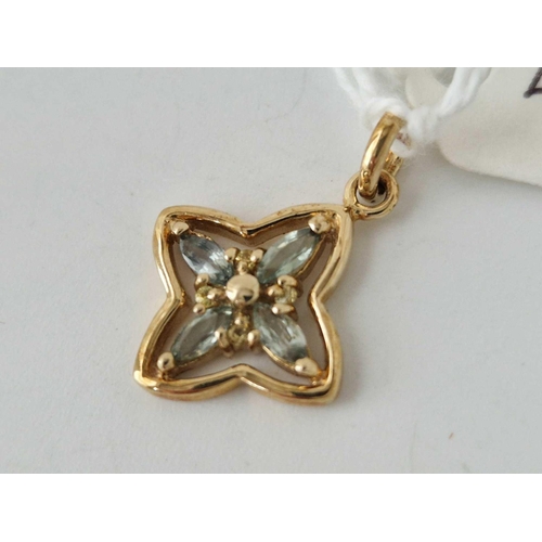 48 - Pretty fancy cross set in Gold Aquamarine Pendant