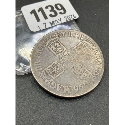 1139 - William III Crown 1696