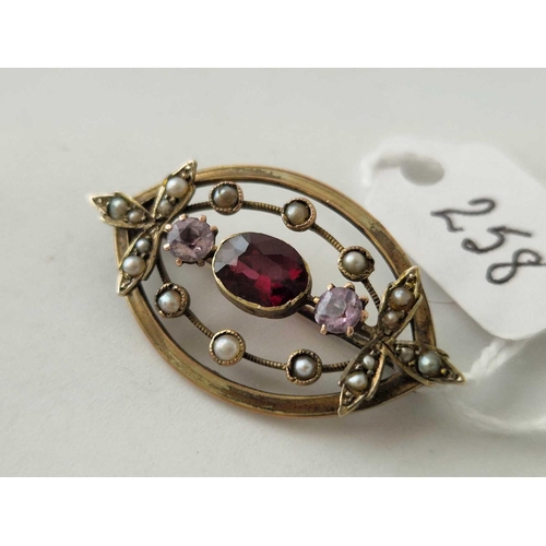 258 - A Edwardian garnet pink tourmaline and pearl set brooch 9ct 3.4 gms