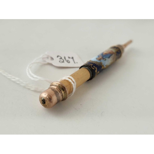 367 - A Pretty Enamel Pencil With Portrait Panel Of A Lady