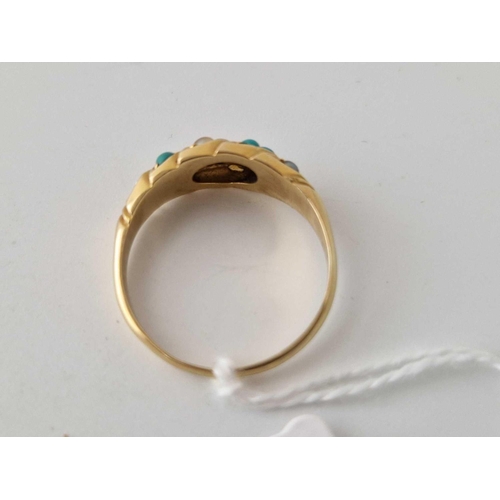 389 - A pretty seed pearl and turquoise ring 18ct gold size S 3.7 gms