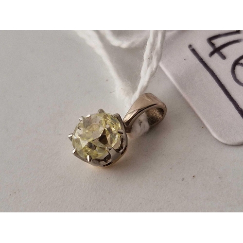 469 - A HIGH CARAT GOLD DIAMOND SOLITAIRE PENDANT THE STONE APPROX. 6MM X 6MM