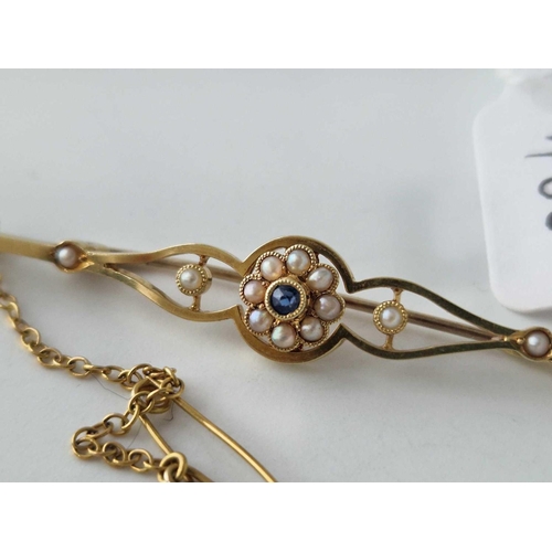 483 - A pearl and sapphire brooch 15ct gold 3.3 gms